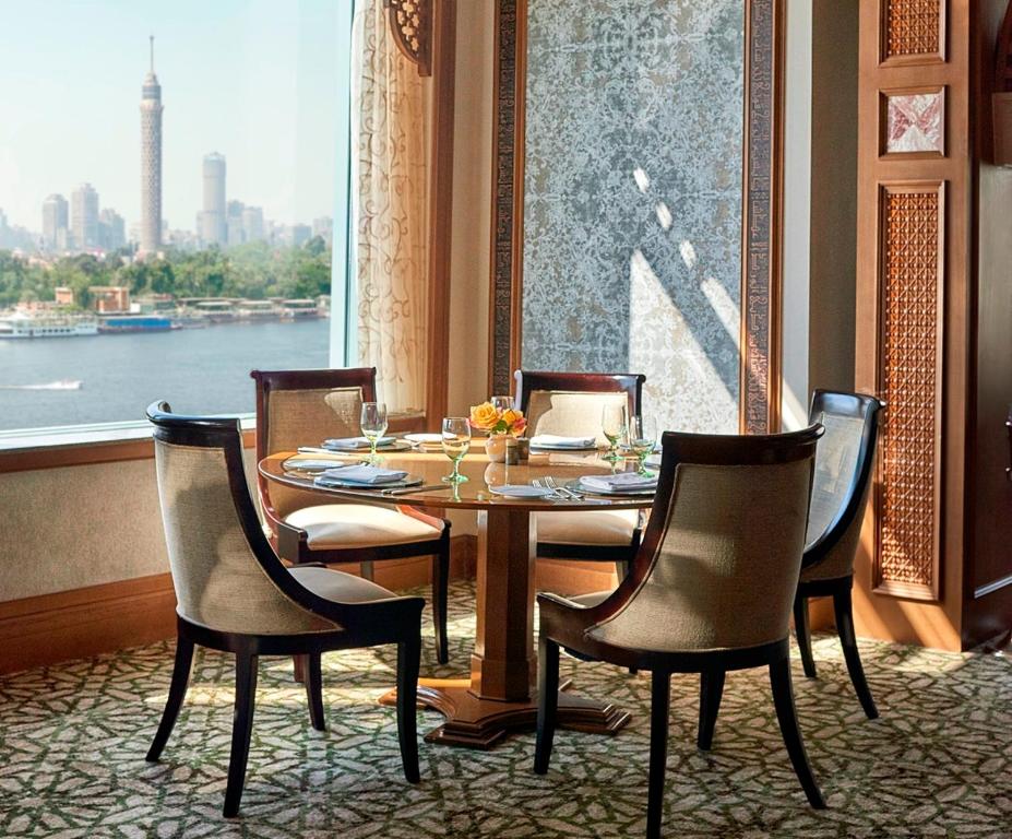 Four Seasons Hotel Cairo at Nile Plaza - 9