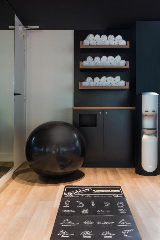 CAMPANILE PARIS 12 - Bercy Village - Resim 26