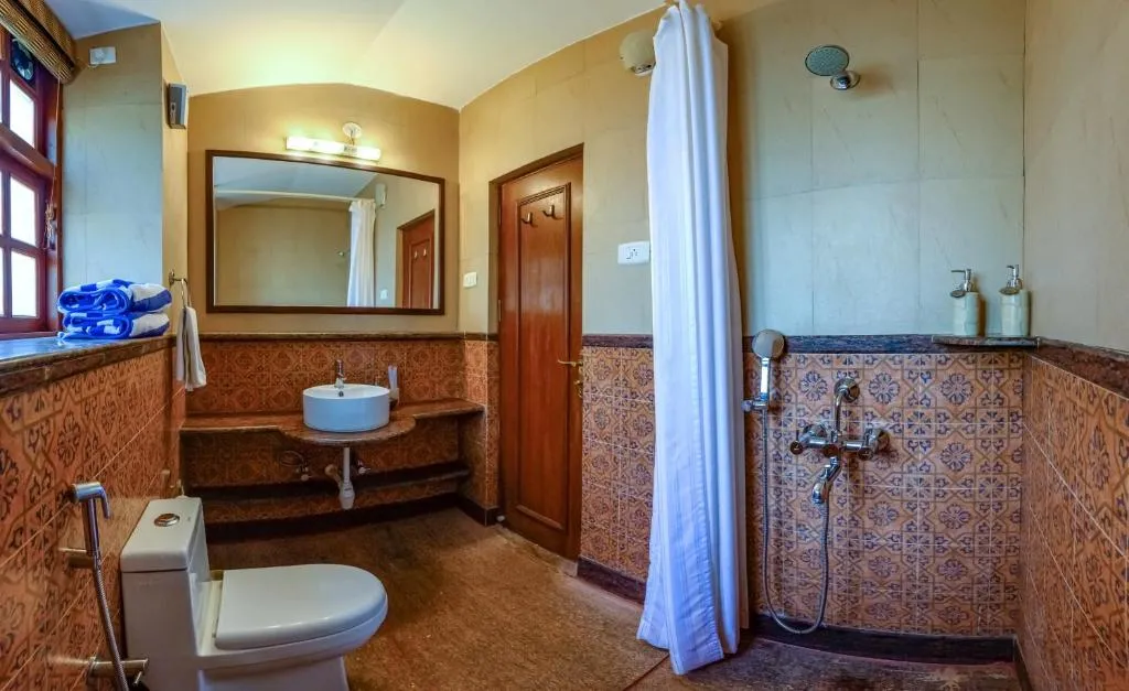 Heritage Royal - Complimentary Evening Tea, 10% off on Laundry Service