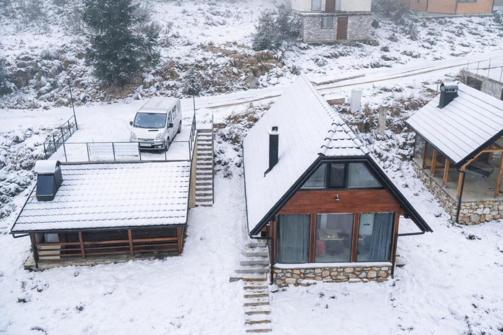 Brvnara Tarin osmeh om vinteren