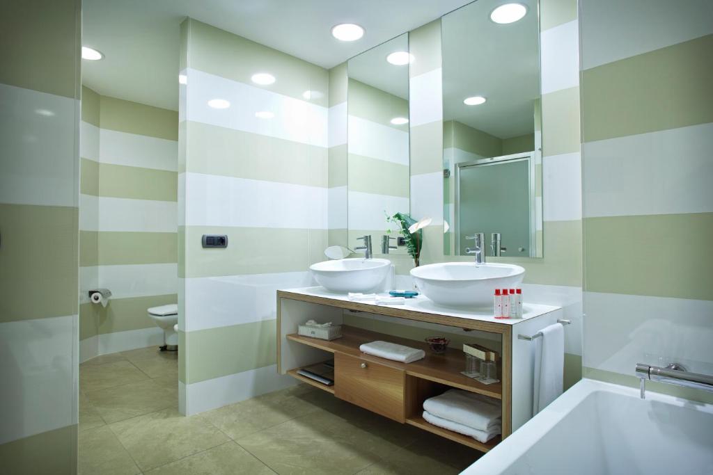 Adrián Hoteles Jardines de Nivaria - 