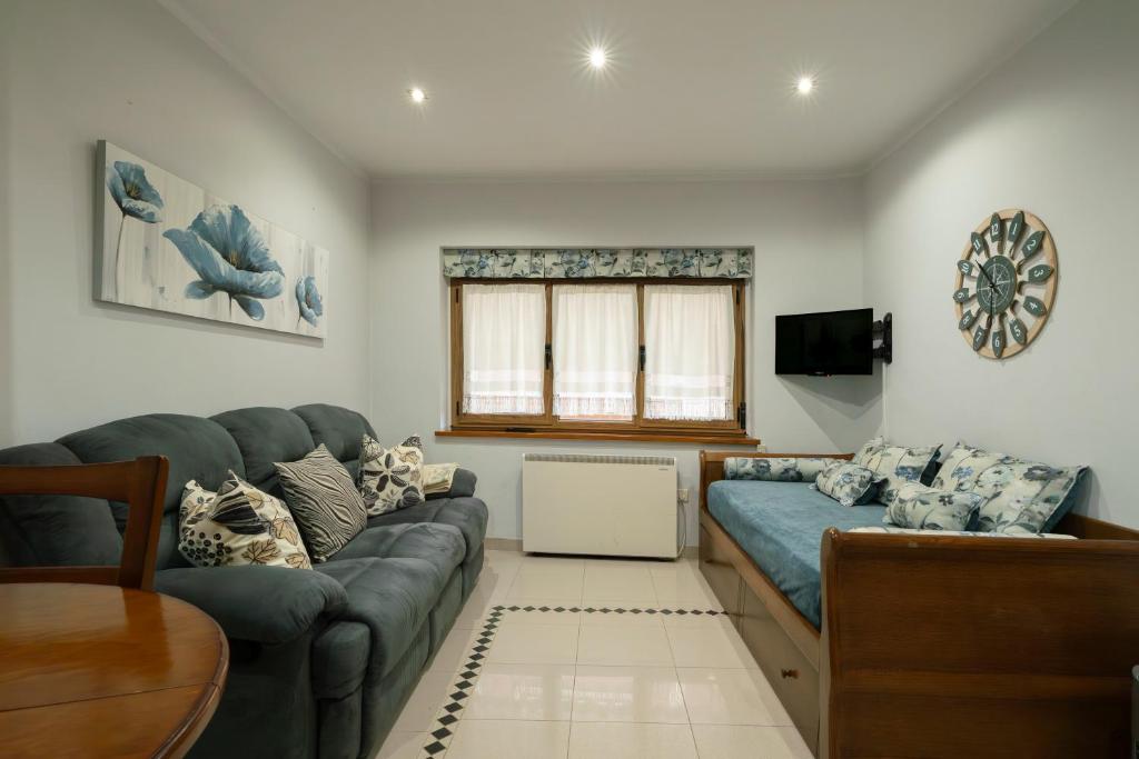 Et opholdsområde på Apartamento El Fondon 2