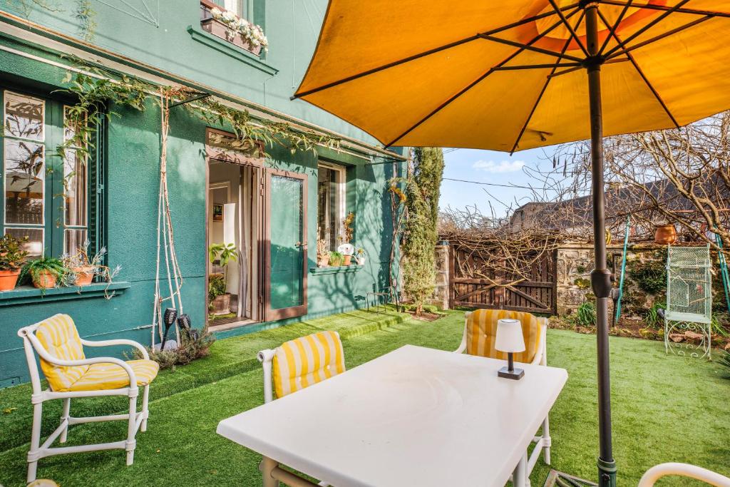 En have udenfor Chez Poton