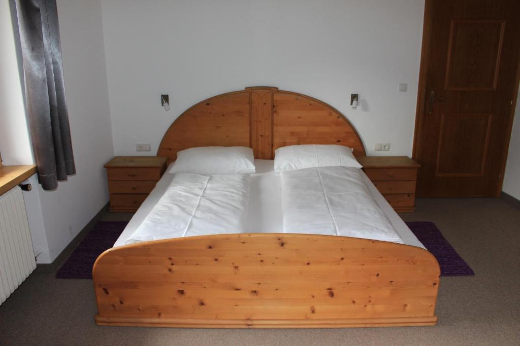 Postel nebo postele na pokoji v ubytování Haus Christophorus