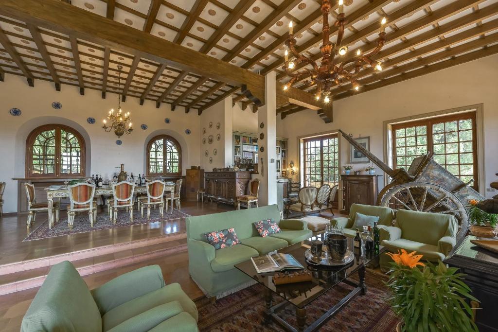 Khu vực ghế ngồi tại Villa San Domenico a Barbaresco