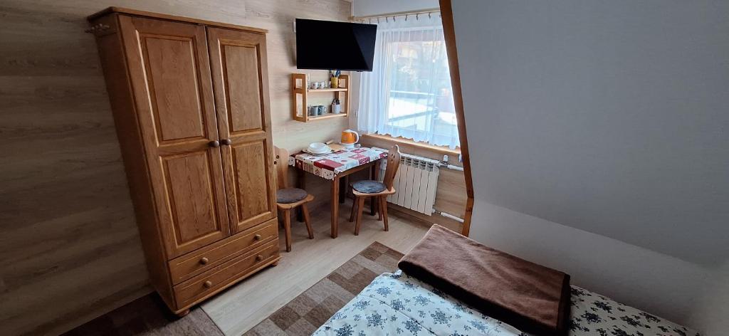 Domek u Gąsieniców 1 - pokoje gościnne - 1