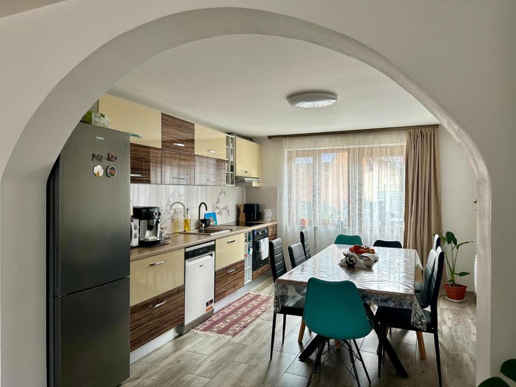 Køkken eller tekøkken på Casa Cerbului