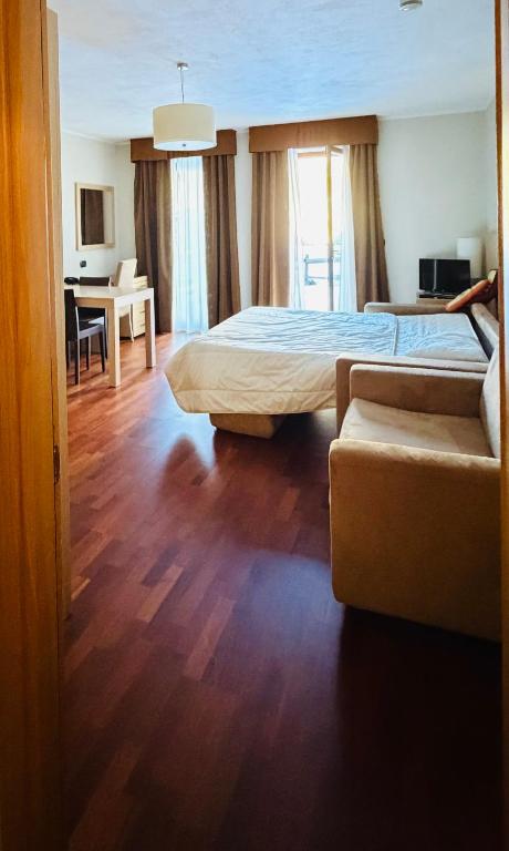Residence Cianfuran - Apartamento De Un Dormitorio Con Vistas Al Jardín