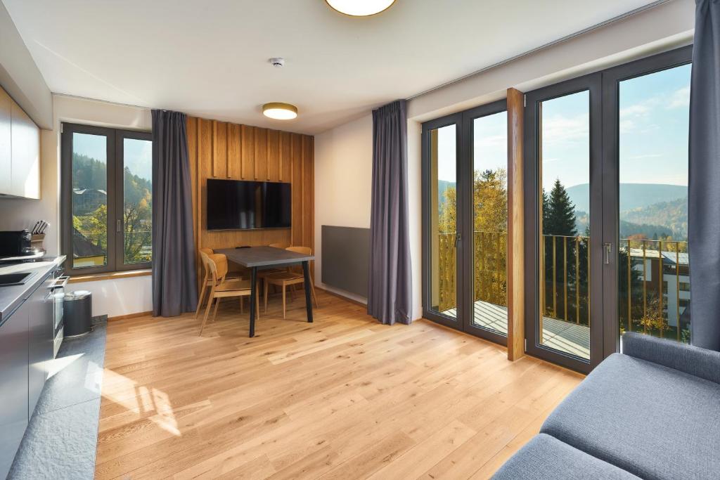 Palace Apartments - 12