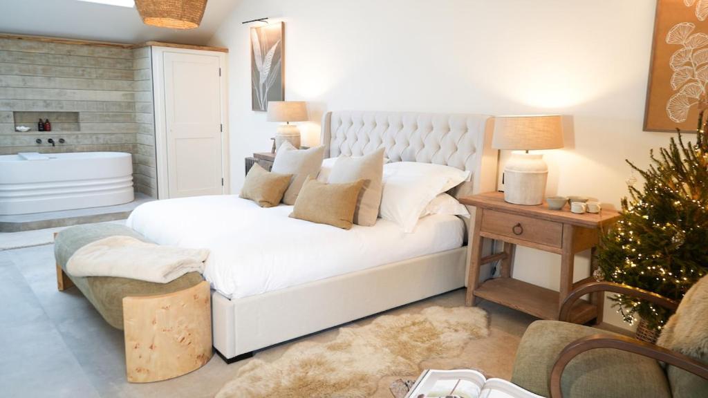 En eller flere senge i et værelse på The Drama Studio