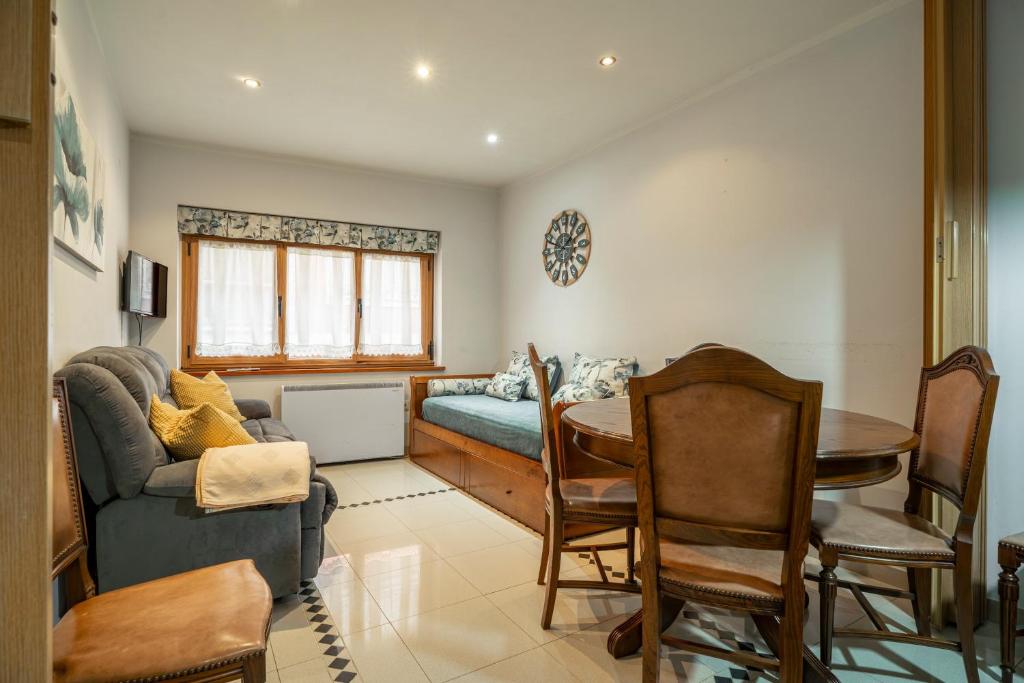 Et opholdsområde på Apartamento El Fondon 1