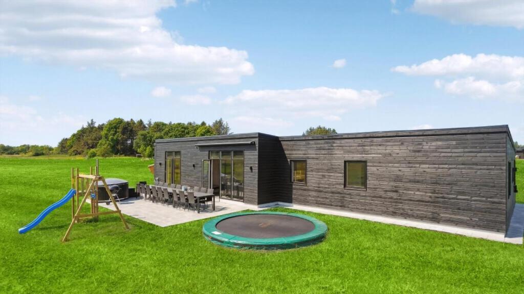 En have udenfor Villavilla #604 - Grenå Strand, Østjylland