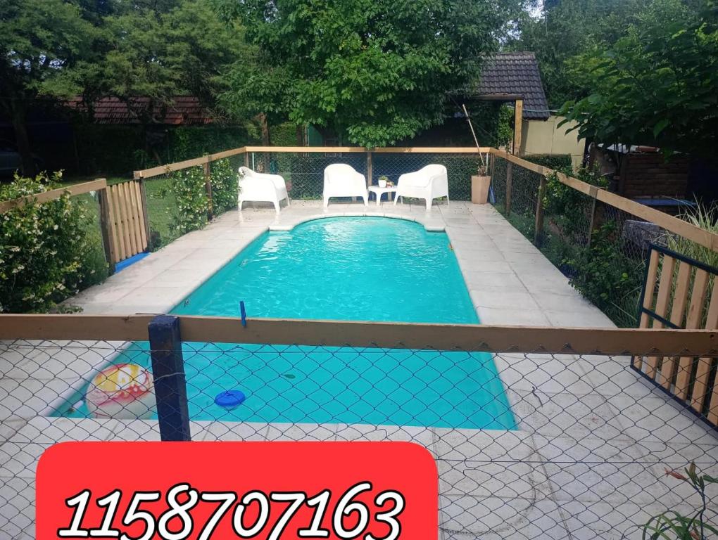 Swimmingpoolen hos eller tæt på Cabaña Los Angeles