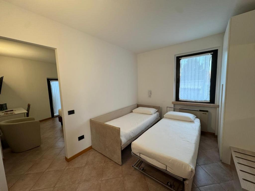 Hotel Bel Sito Peschiera - Dependencia Cuádruple Sin Ascensor