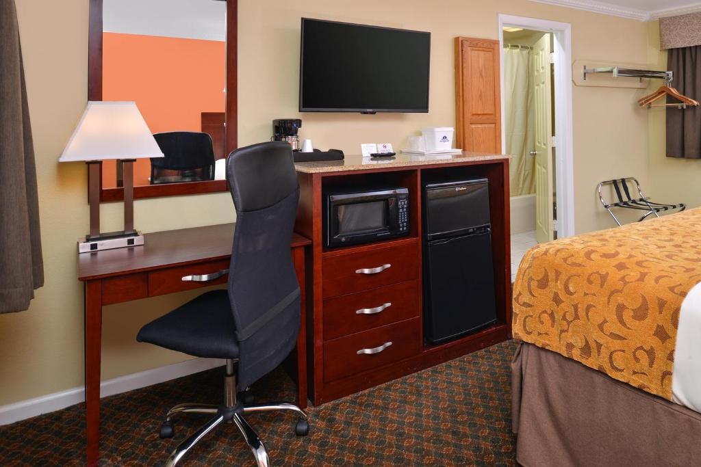 Cheshire Welcome Inn - Standard Queen Room