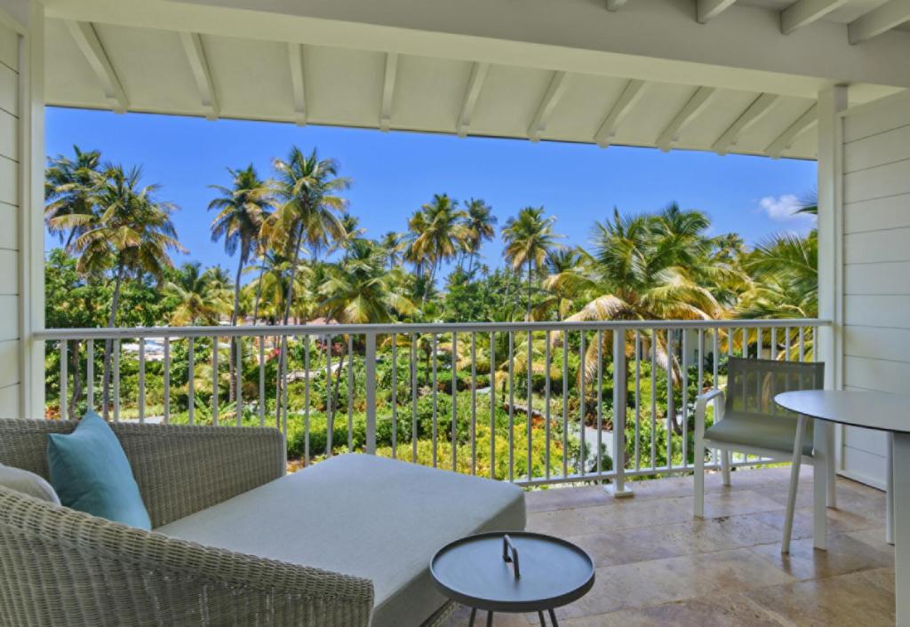Garden View Balcony King