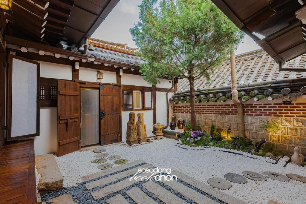 북촌 한옥 스테이 소소당 북촌 한옥 스테이 Traditional Hanok Stay in Bukchon Hanok Village ...