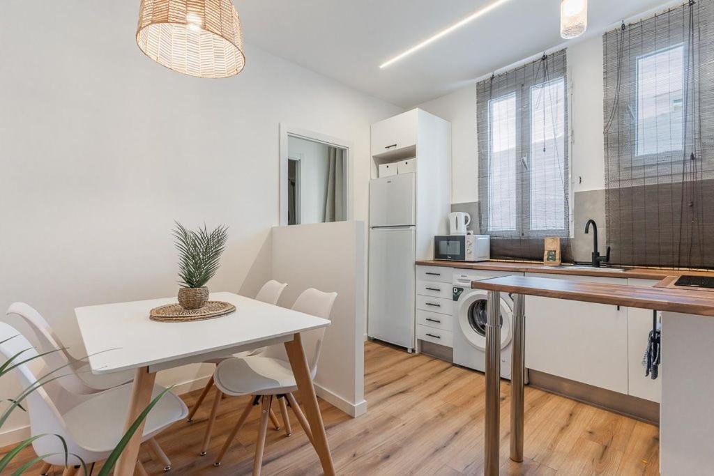 Charmingly renovated -2Bdrs 2Baths -Atocha