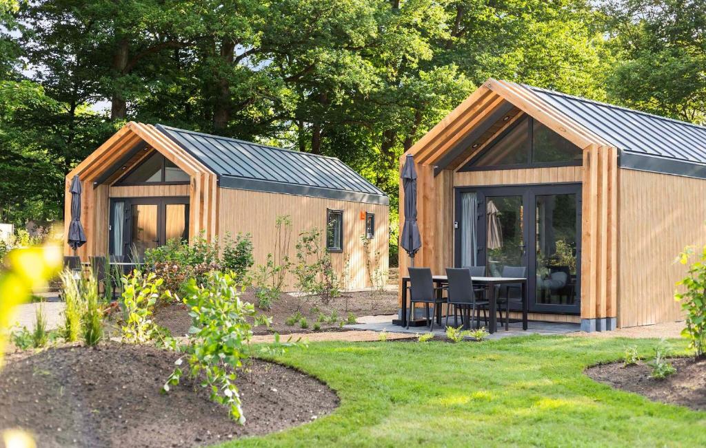 En have udenfor 2 Bedroom Stunning Home In Wenum-Wiesel