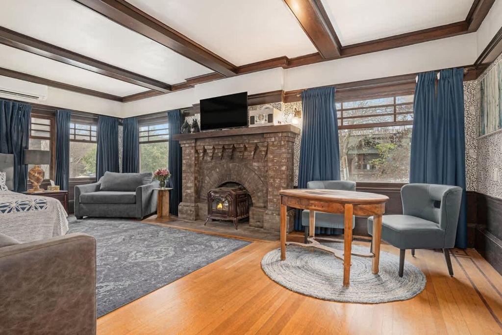 Posezení v ubytování Oak Suite