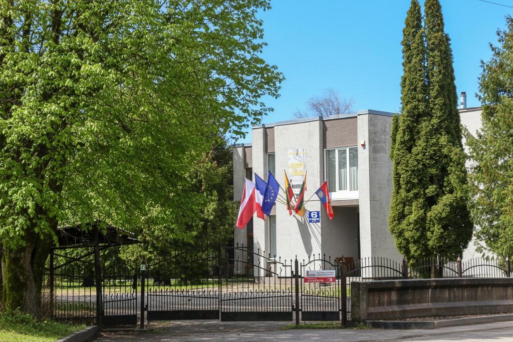 Το κτήριο όπου στεγάζεται  το hostel