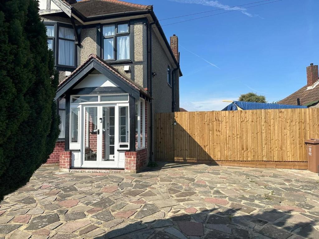 Billede fra billedgalleriet på BXH B3 Spacious Dbl Room Bexleyheath i Bexleyheath