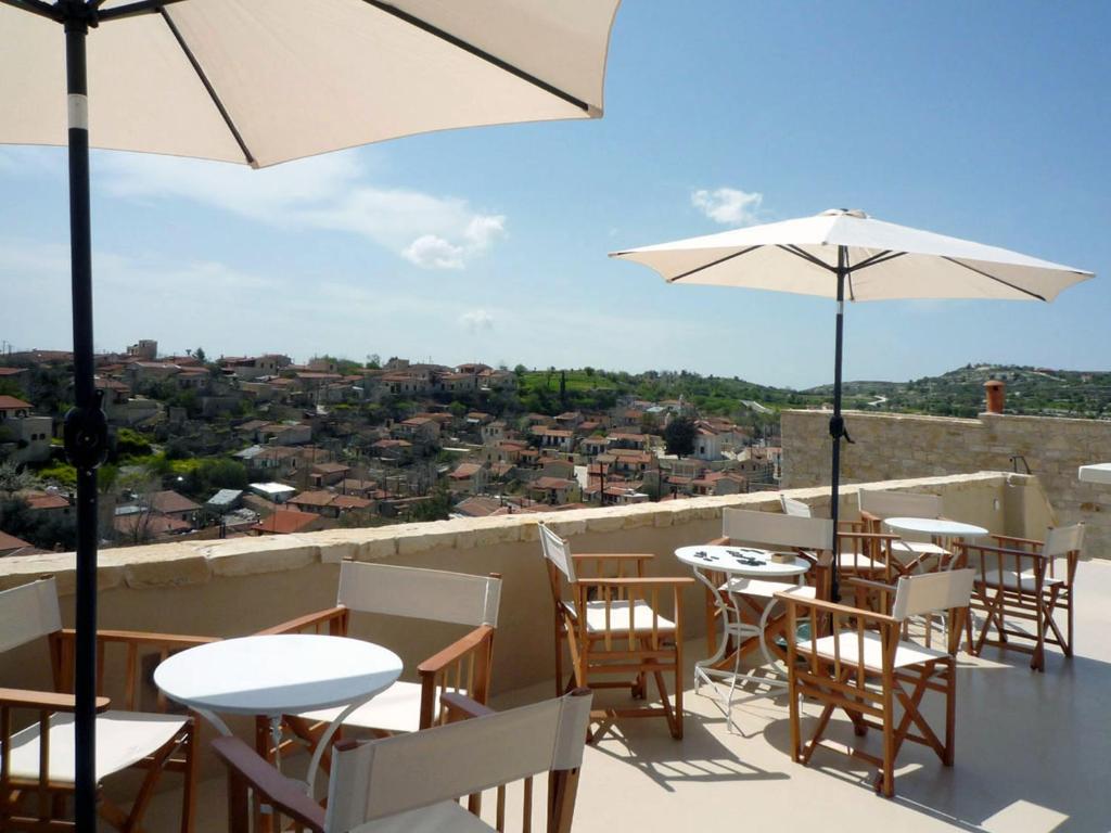 Balkón nebo terasa v ubytování Apokryfo Traditional Guesthouse