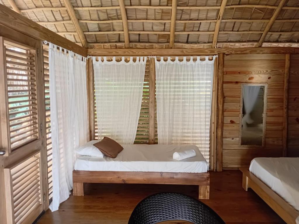 Samo Eco Lodge - Tweepersoonskamer Met Eigen Badkamer