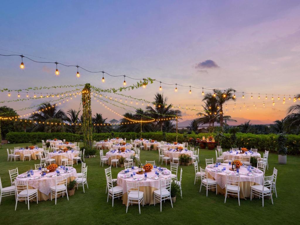 lịch trống Oceanfront Villas Nha Trang