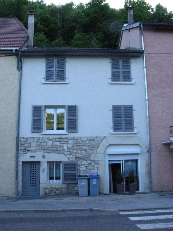 Gîte Le Moirantin - Huis Met Drie Slaapkamers