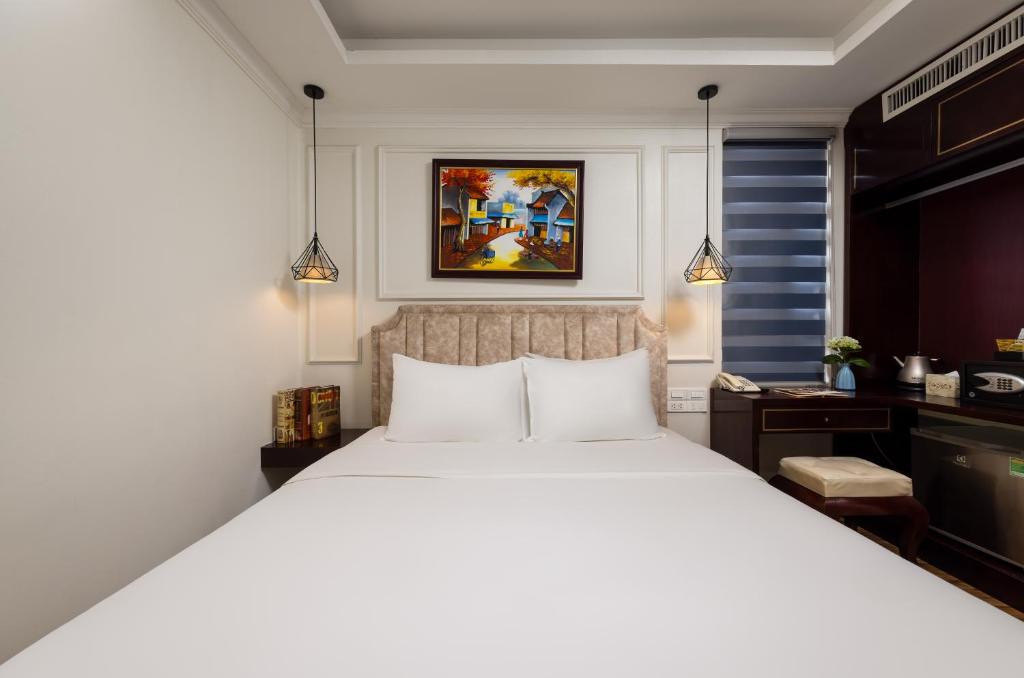 Golden Legend Palace Hotel & Travel - 13