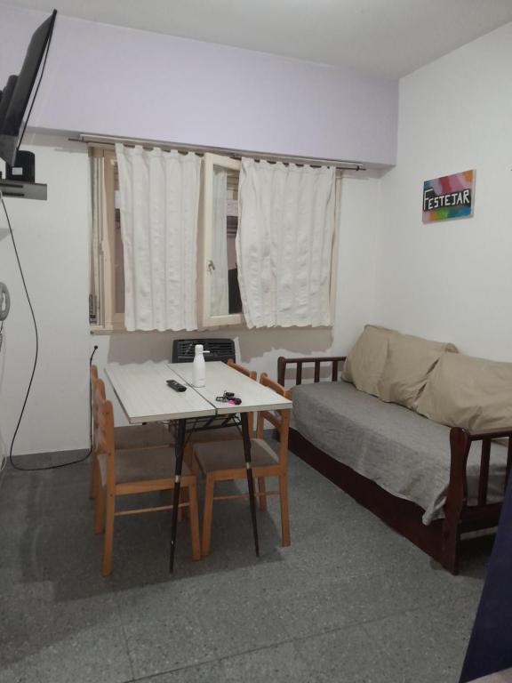 TV/trung tâm giải trí tại Vane Bravo