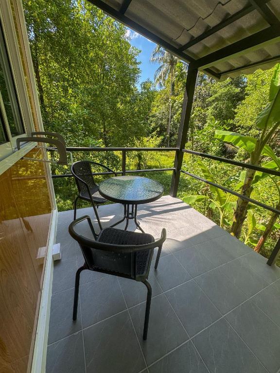 Μπαλκόνι ή βεράντα στο Moon Jungle Bungalows