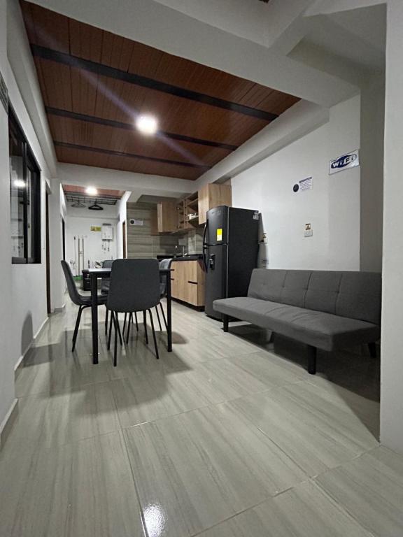 Kuchyň nebo kuchyňský kout v ubytování Alojamiento a 40 minutos del Parque del Café