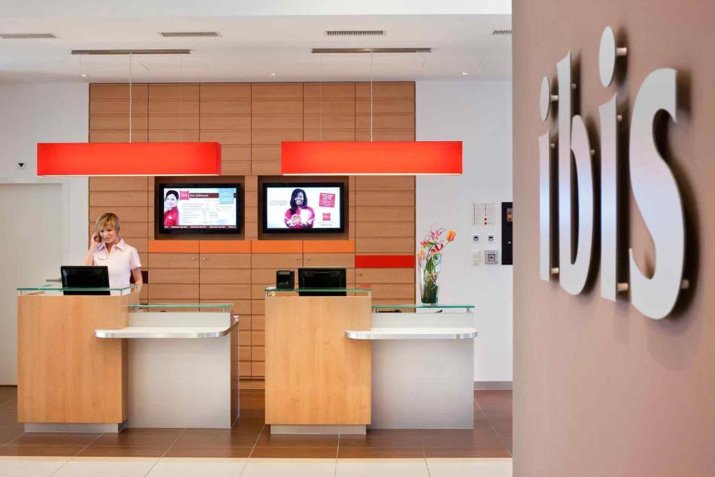 Televisor o centre d'entreteniment de ibis Delémont