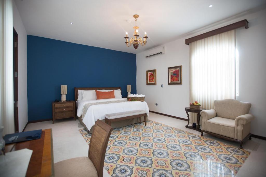 Postel nebo postele na pokoji v ubytování Delfina Boutique Hotel
