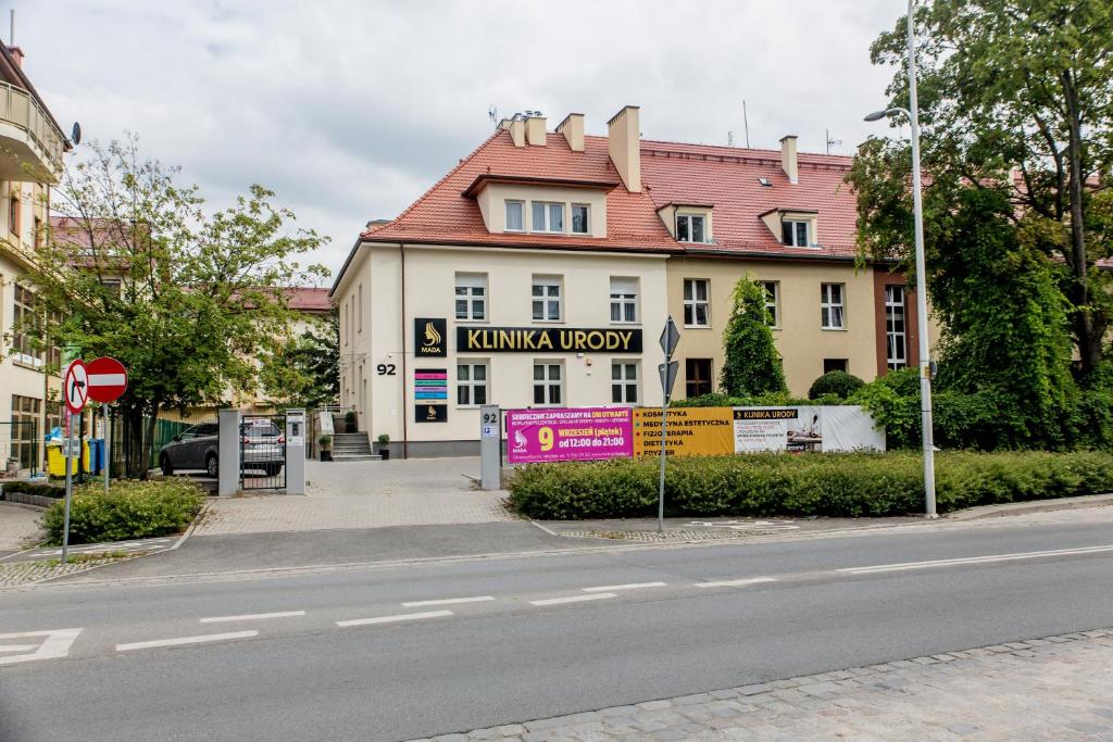 Apartamenty Ołtaszyńska - 1