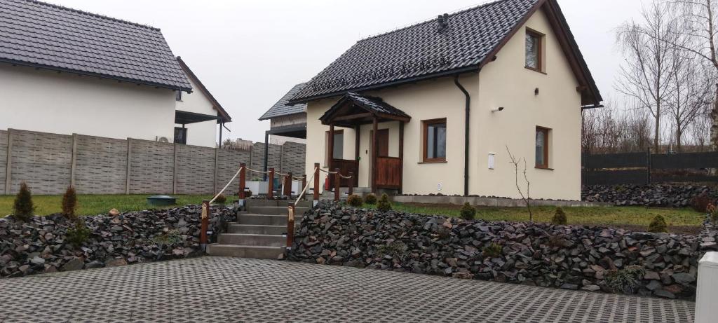 Budova, kde se vila nachází