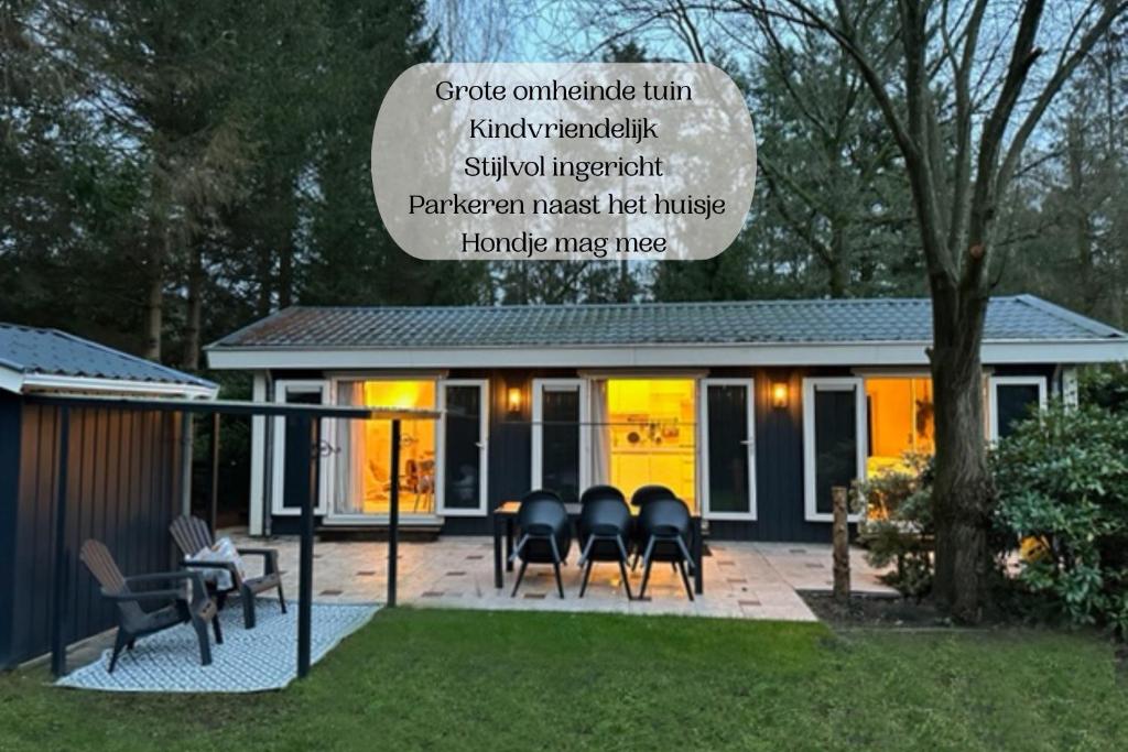 Zahrada ubytování StayatSas Julia stijlvol ingericht, kindvriendelijk, in het bos, hondje mag mee, parkeren op oprit