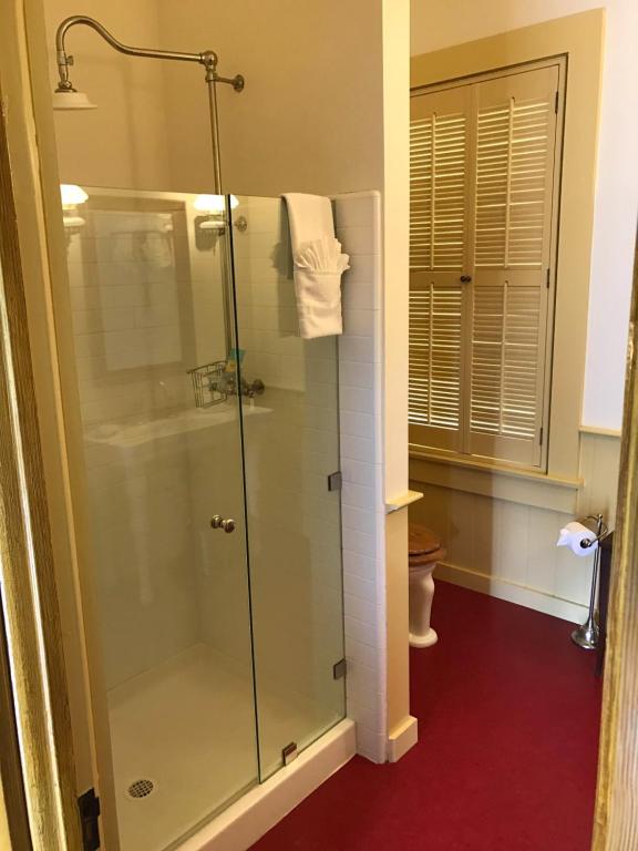 Koupelna v ubytování Cosmopolitan Hotel