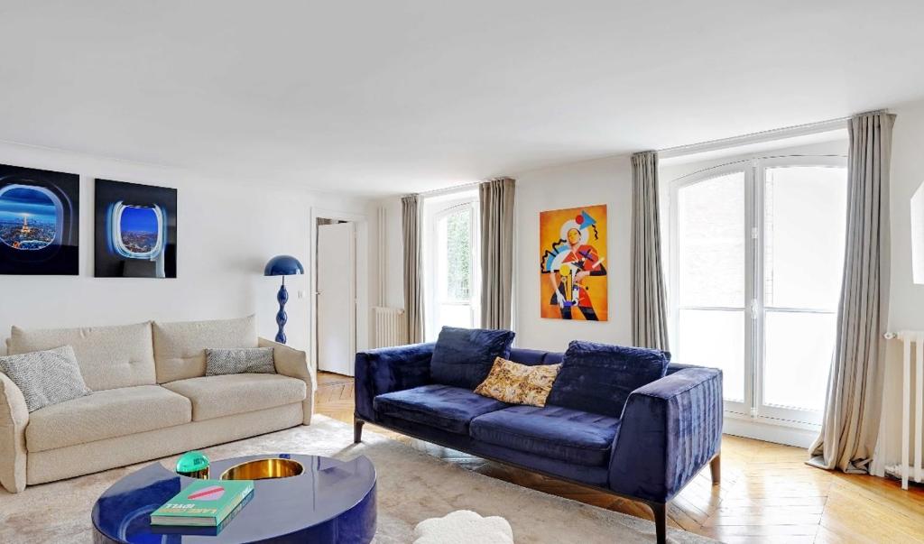 Sublime appartement 6P Montaigne, Champs-Elysées