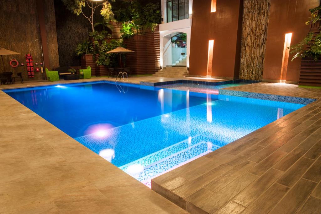 Bazén v ubytování Hotel Grand Park nebo v jeho okolí