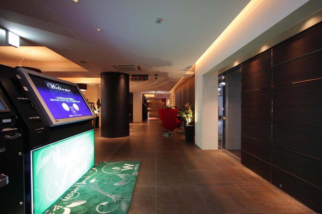 TV a/nebo společenská místnost v ubytování HOTEL W-PREMIUM -W GROUP HOTELS and RESORTS-