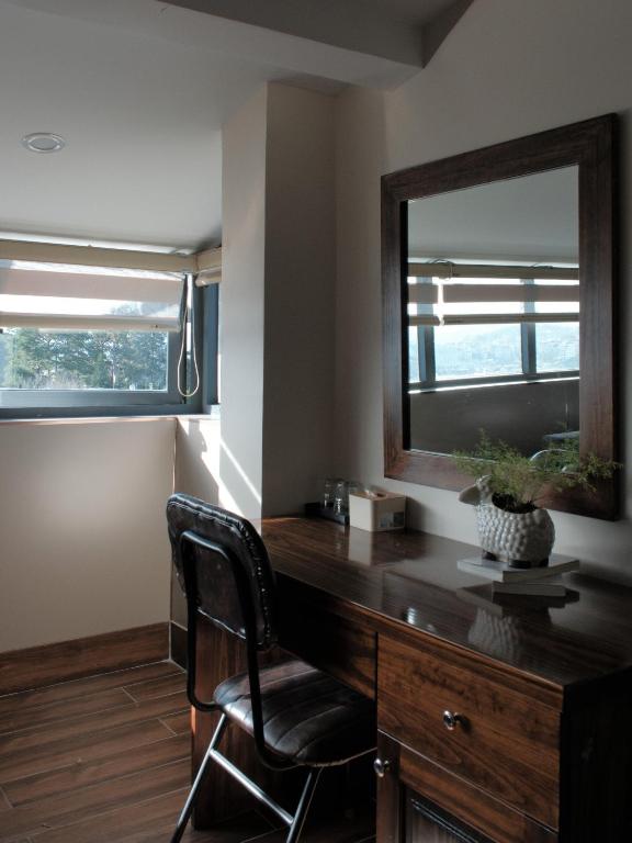 Meek - Home and Coffee - 6