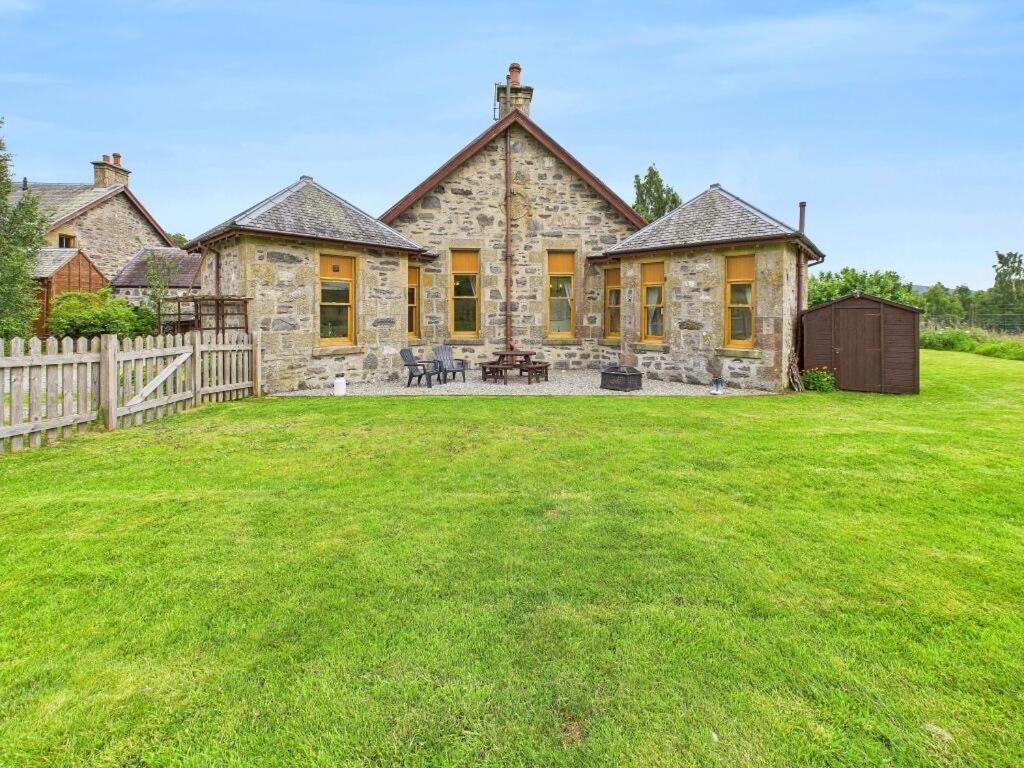 En have udenfor Shetland Cottage Kincraig