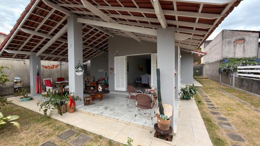 En have udenfor Casa de Praia à Beira-Mar - Costa Bela