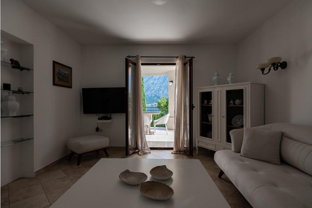 Apartments Feral - 11