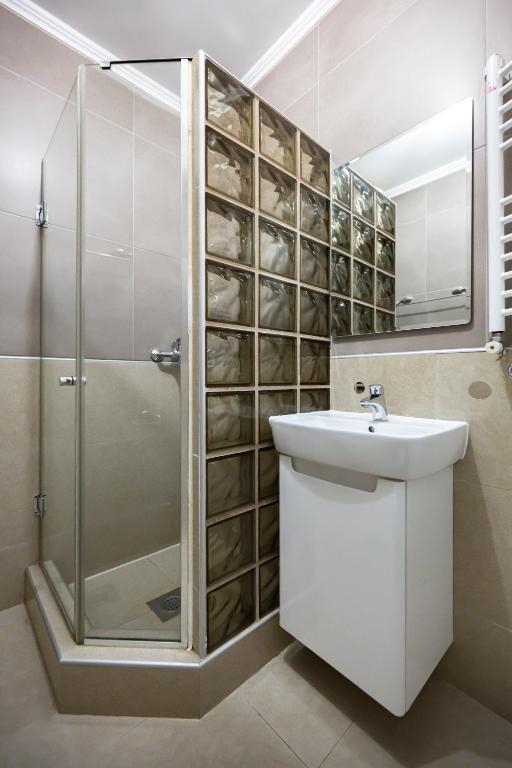 Apartments Feral - 14