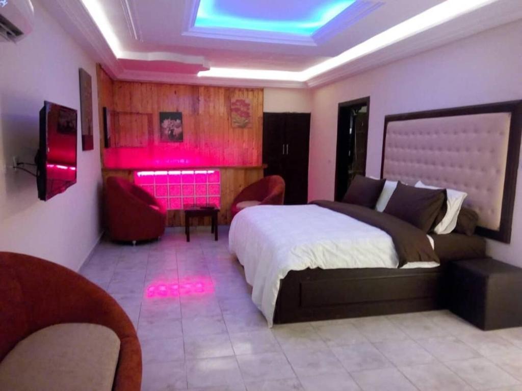 Φωτογραφία από το άλμπουμ του Saphir Hôtel στο Αμπιτζάν