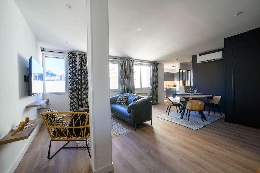 Et opholdsområde på Le Boudoir du Palais Climatisé & Luxueux